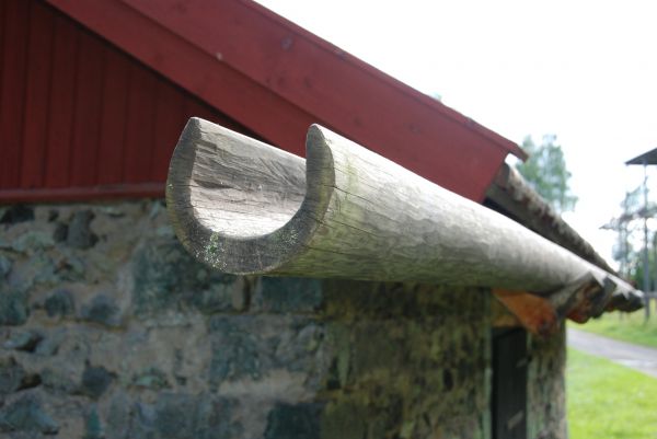 Cost of Wooden Gutter Repair in Austin